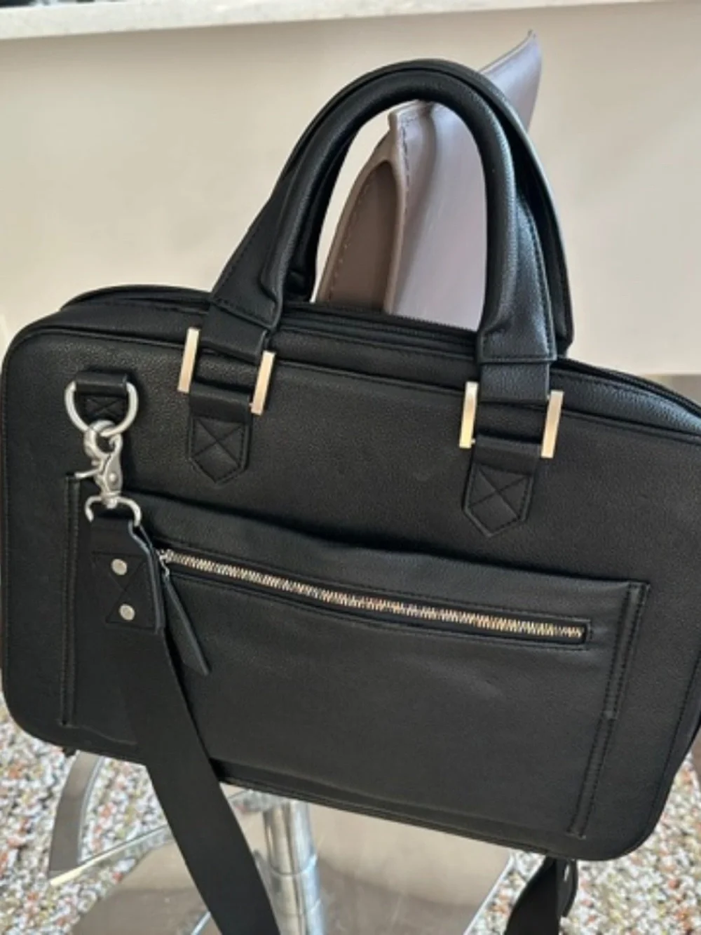 Robert Graham briefcase, New without tags-Black, well designed